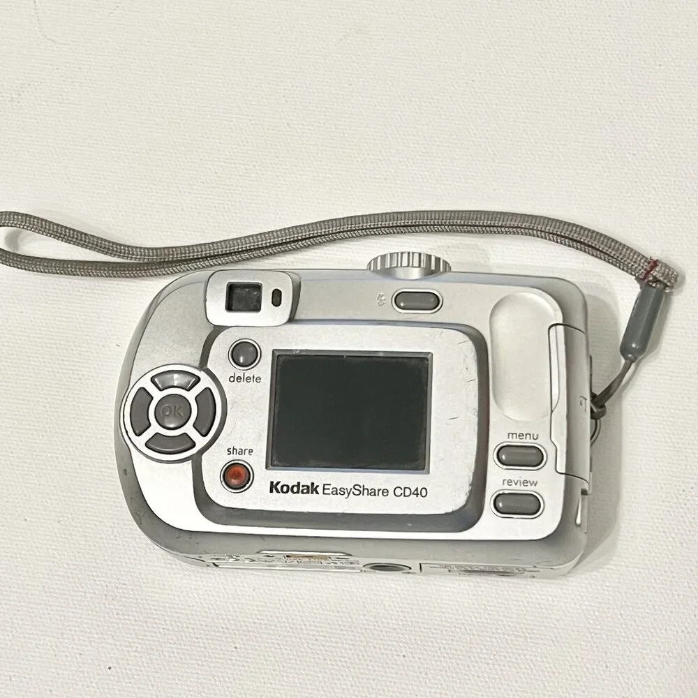 Kodak EasyShare CD40 4.0 MP Digital Camera Silver